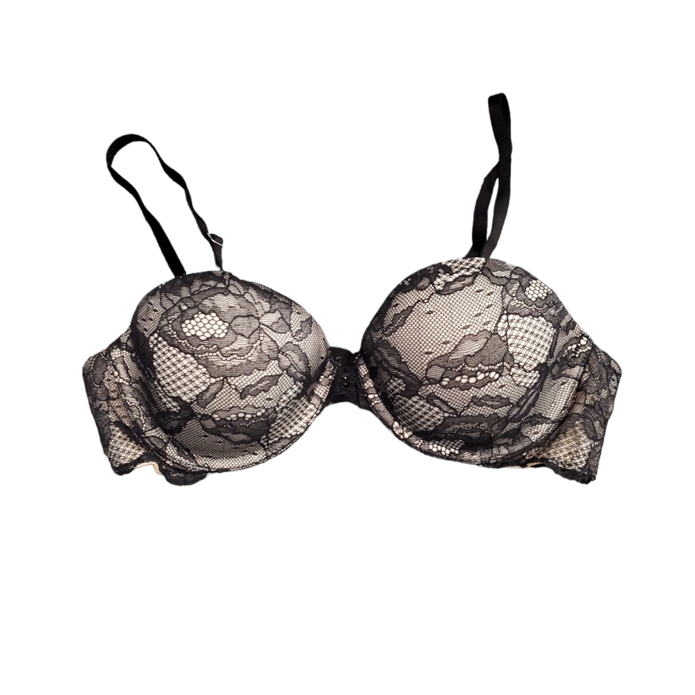 Victoria's Secret Biofit Beige With Black Lace Bra